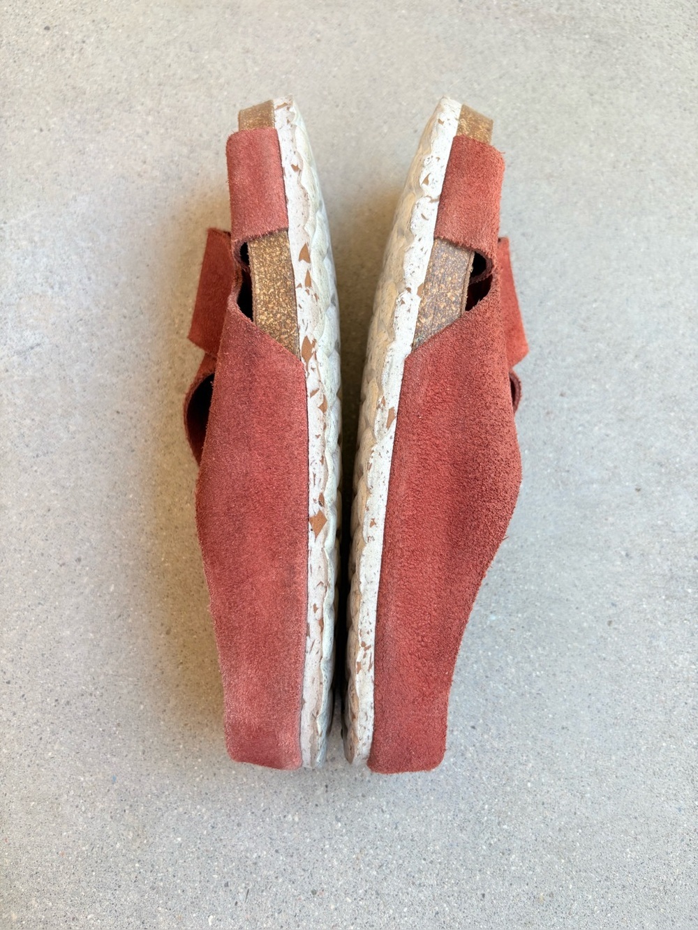 Biostep Women’s 6.5 Red Suede Crisscross Orthopedic Comfort Slip On Sandals - Picture 3 of 5